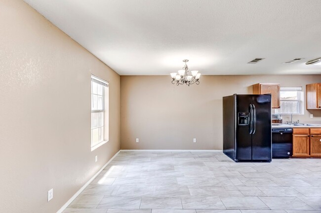 Building Photo - 4501 Jake Spoon Dr