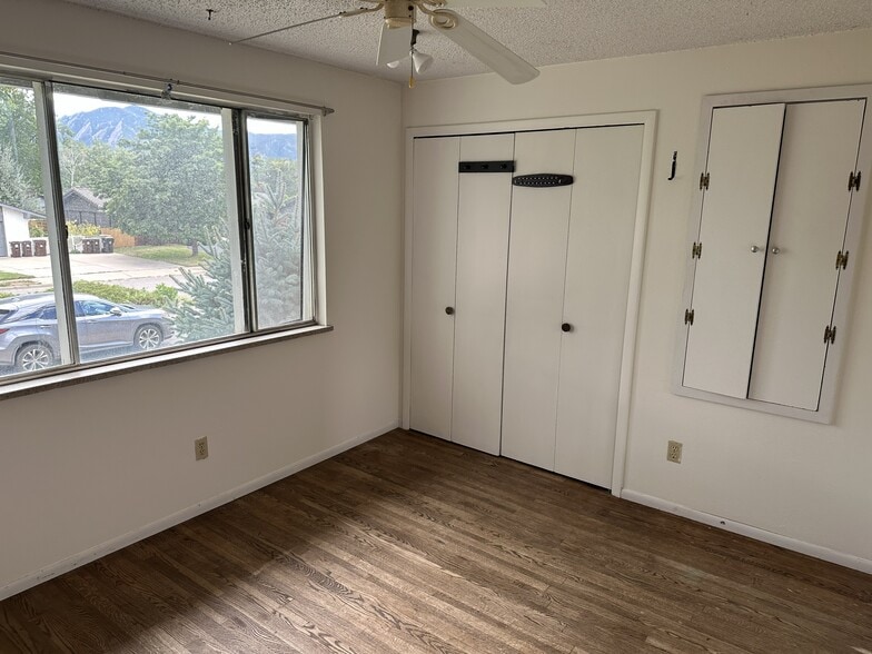 Building Photo - 2623 Sherwood Cir