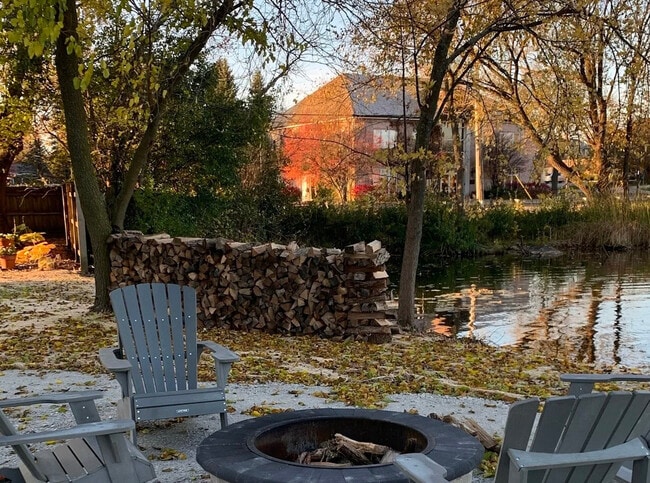 Building Photo - 84 W Belvidere Rd