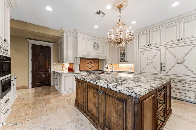 Building Photo - 11571 E Cochise Dr