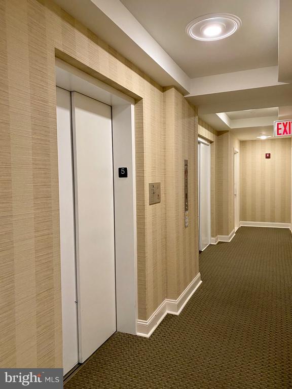 Building Photo - 1425 Locust St