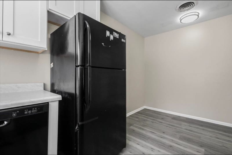 Building Photo - 106 Dixie Dr