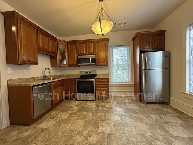 Building Photo - 125 E State St