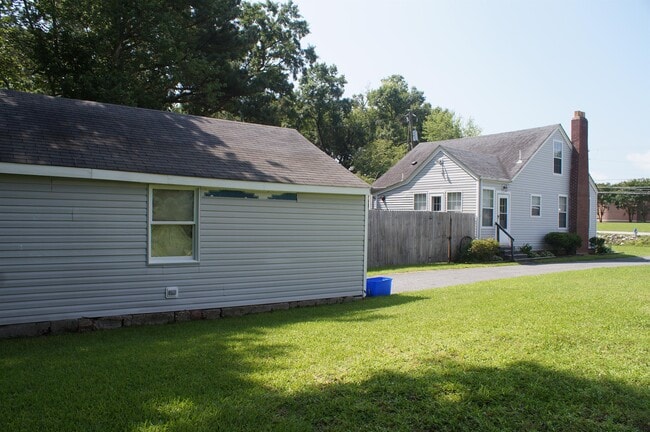 Building Photo - 501 Great Bridge Blvd