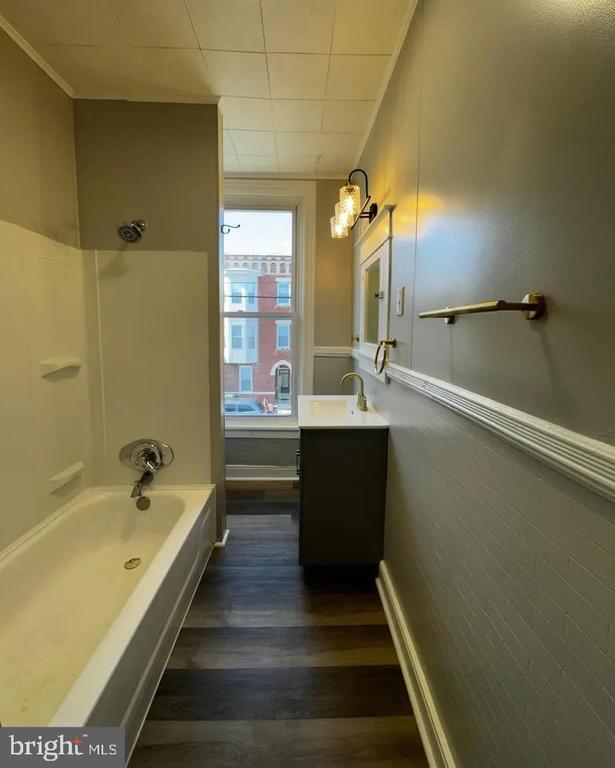 Building Photo - 254 S Potomac St