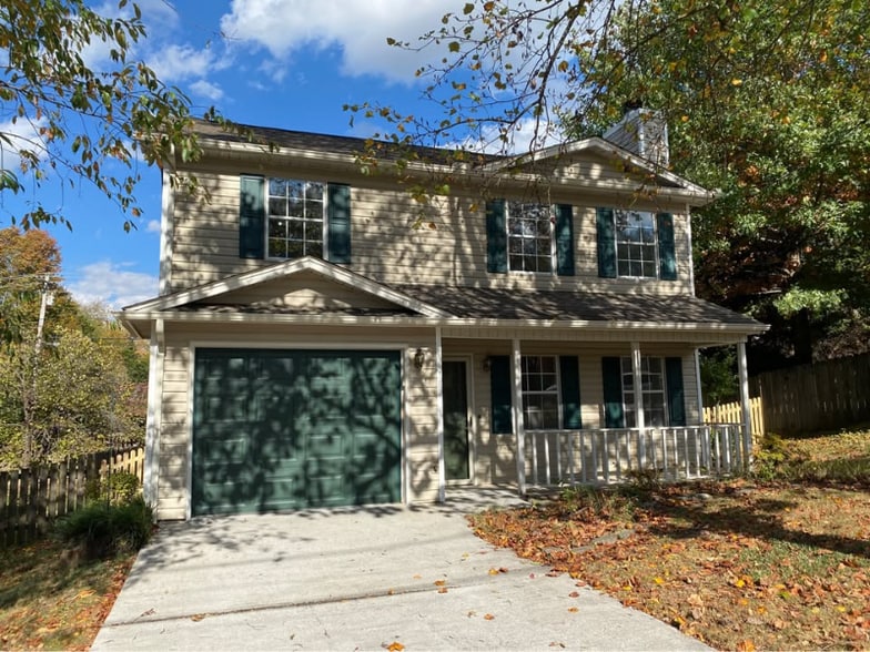 Building Photo - 9200 Shadymill Ln