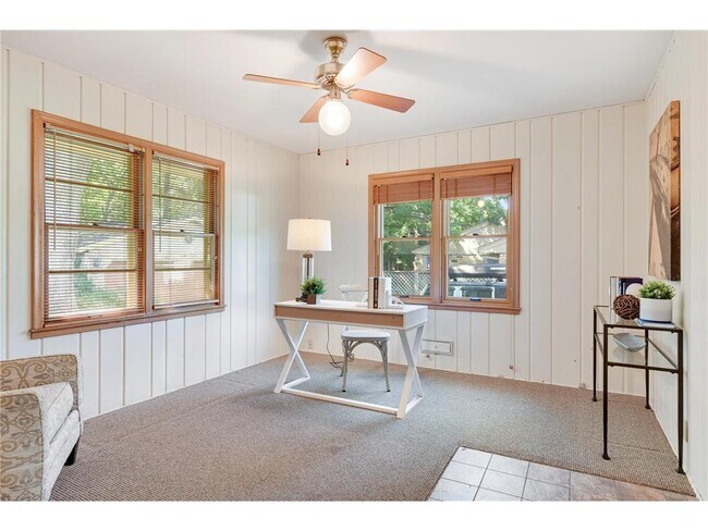 Building Photo - 4509 Laguna Dr