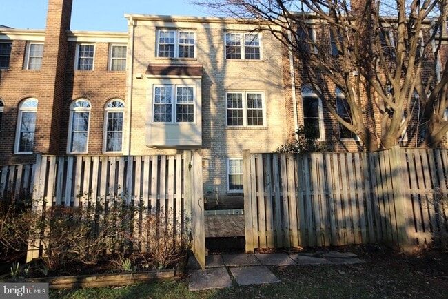 Building Photo - 5127 Kenside Ct