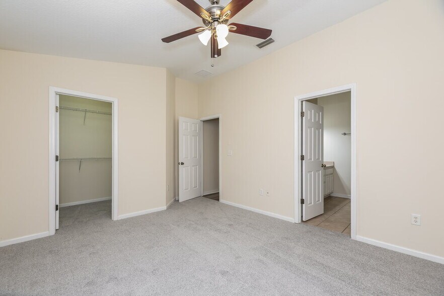 Building Photo - 13478 Sunstone St