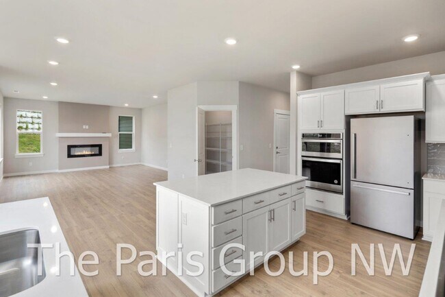 Building Photo - 2122 83rd Ave E