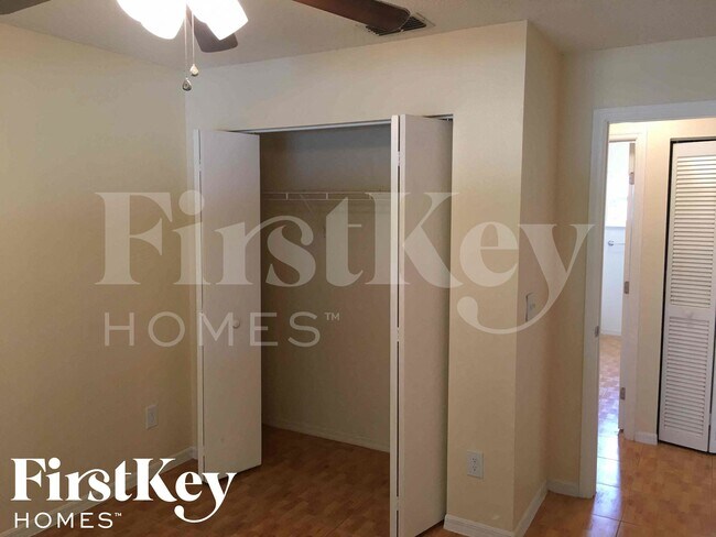 Building Photo - 1011 Coatbridge Dr