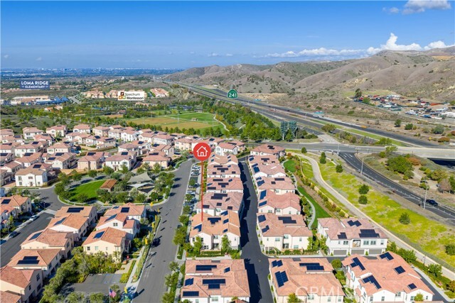 Building Photo - 126 Sunnyside