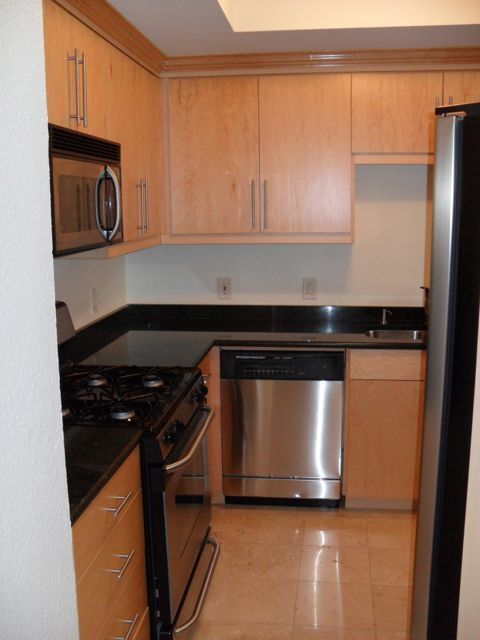 Building Photo - Meridian - Luxury 1Bdr/Bath Fully Furnishe...