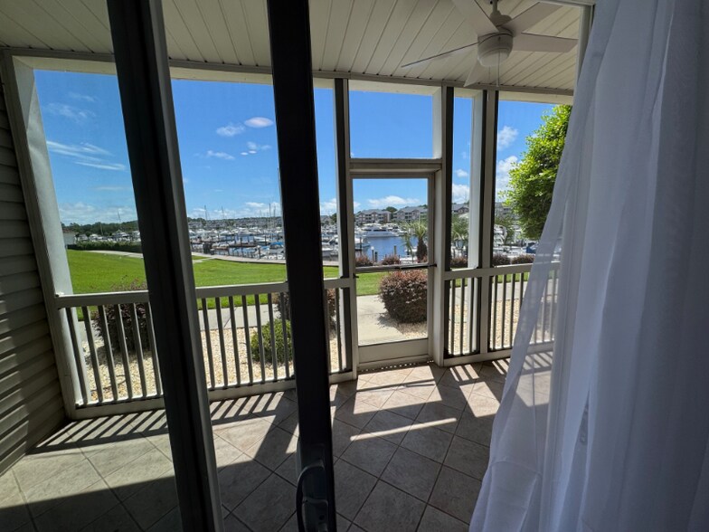 Building Photo - 4240 Coquina Harbour Dr