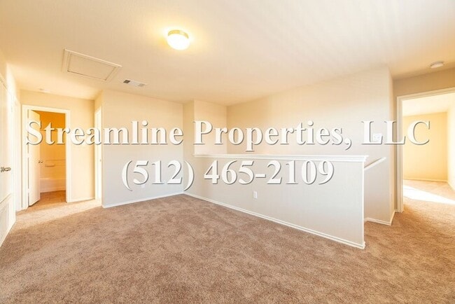 Building Photo - Beautiful 4 bedroom home in Del Valle!
