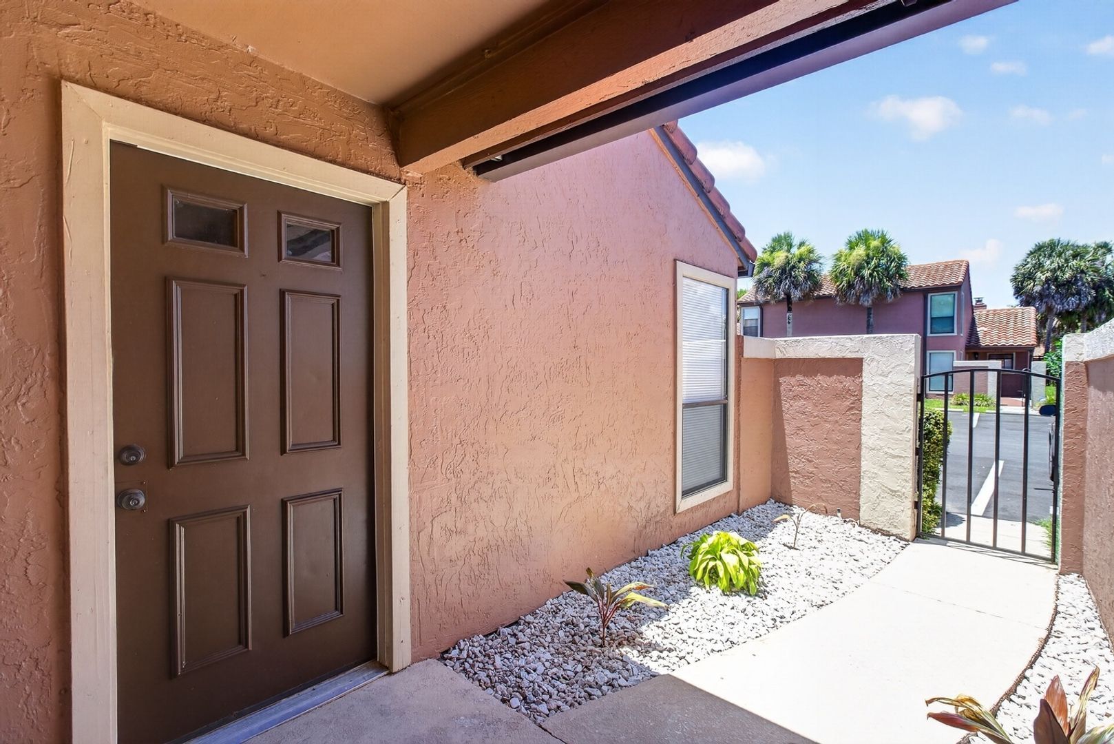 Building Photo - 659 Montego Bay Ct