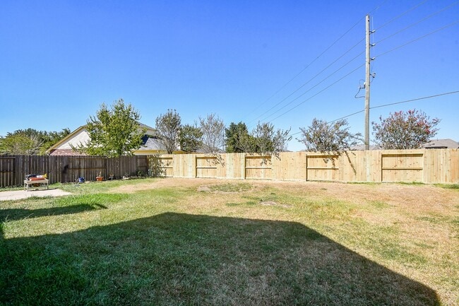 Building Photo - 1310 Lake Edinburg Ct