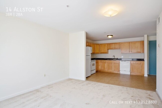 Building Photo - 14 Allston St