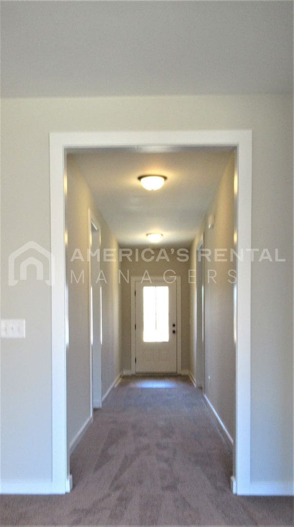 Building Photo - 105 Shepherds Loop