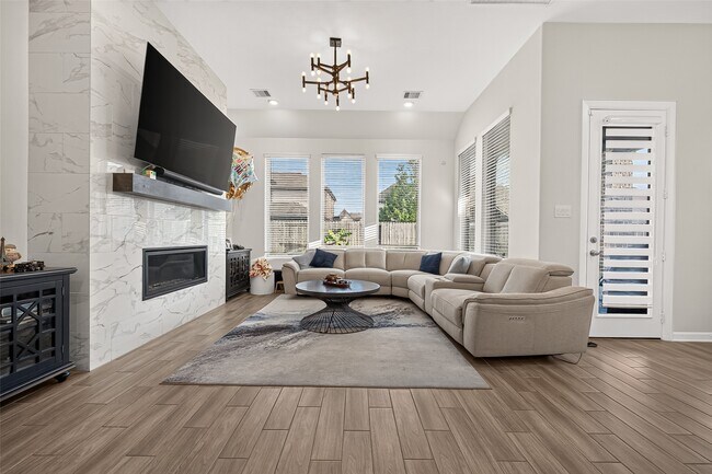 Building Photo - 18015 Blossom Spgs Ct.