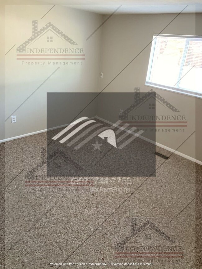 Building Photo - 219 Beardsley Rd