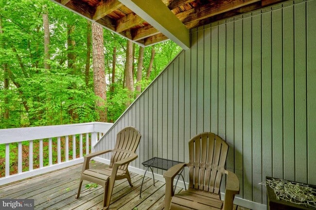 Building Photo - 39633 Round Robin Way