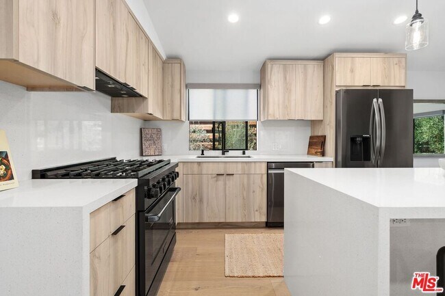 Building Photo - 27357 Pacific Coast Hwy