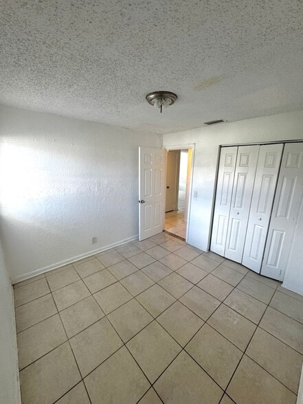 Building Photo - 5313 NW 23rd St