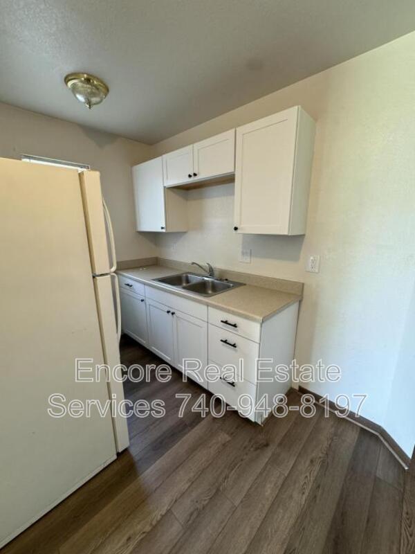 Building Photo - 533 New Haven Ct