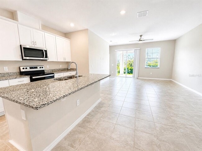 Building Photo - 2269 Mystic Maze Ln