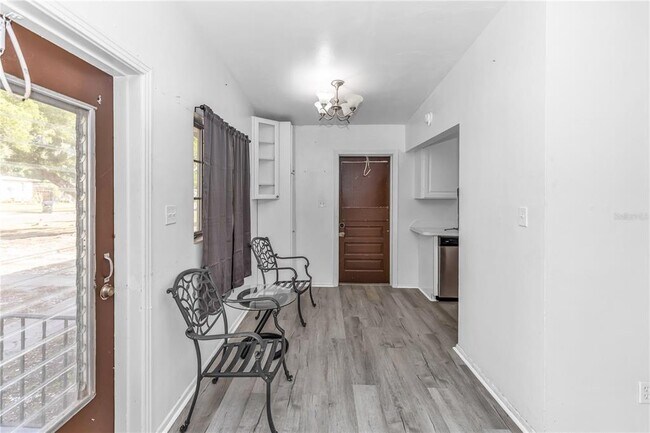 Building Photo - 4726 Abaca St