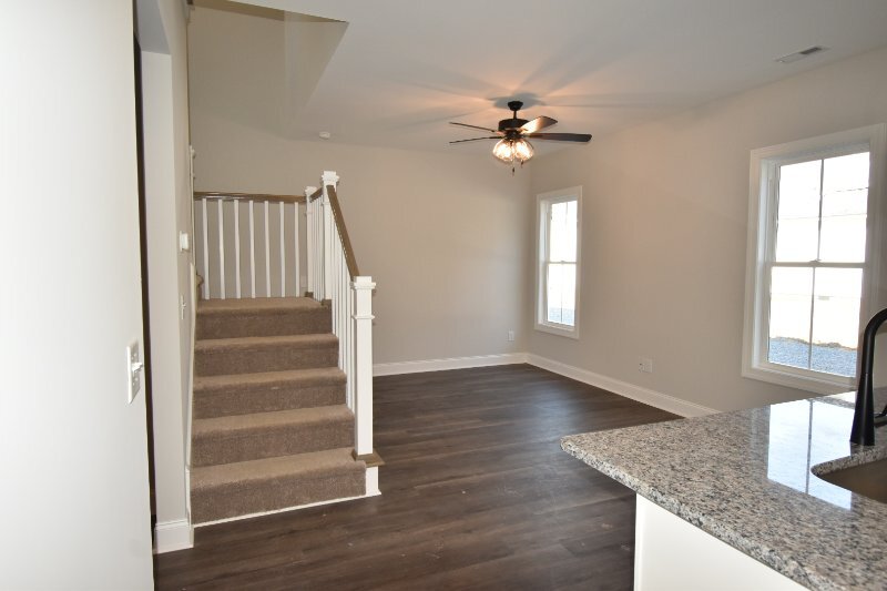 Building Photo - 174 W Allen St