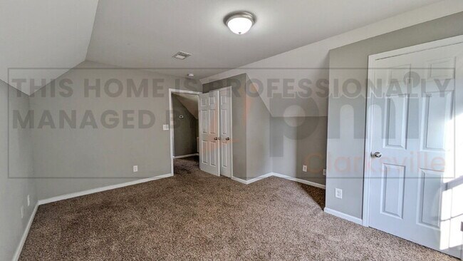Building Photo - 2656 Arthurs Ct