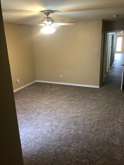 Building Photo - 1012 N Brents Ave