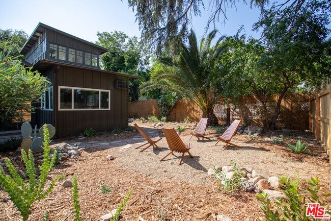 Building Photo - 4949 Sycamore Terrace
