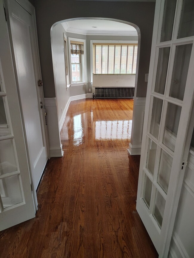 Building Photo - 1744 E 84th Pl