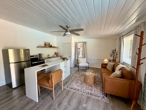 Building Photo - 4552 Alta Mesa Dr