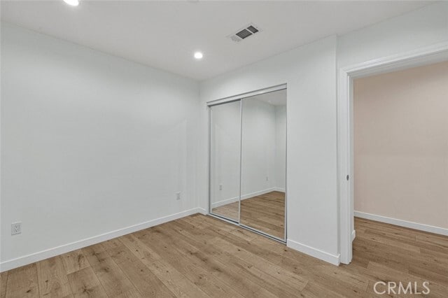 Building Photo - 569 E Cypress Ave