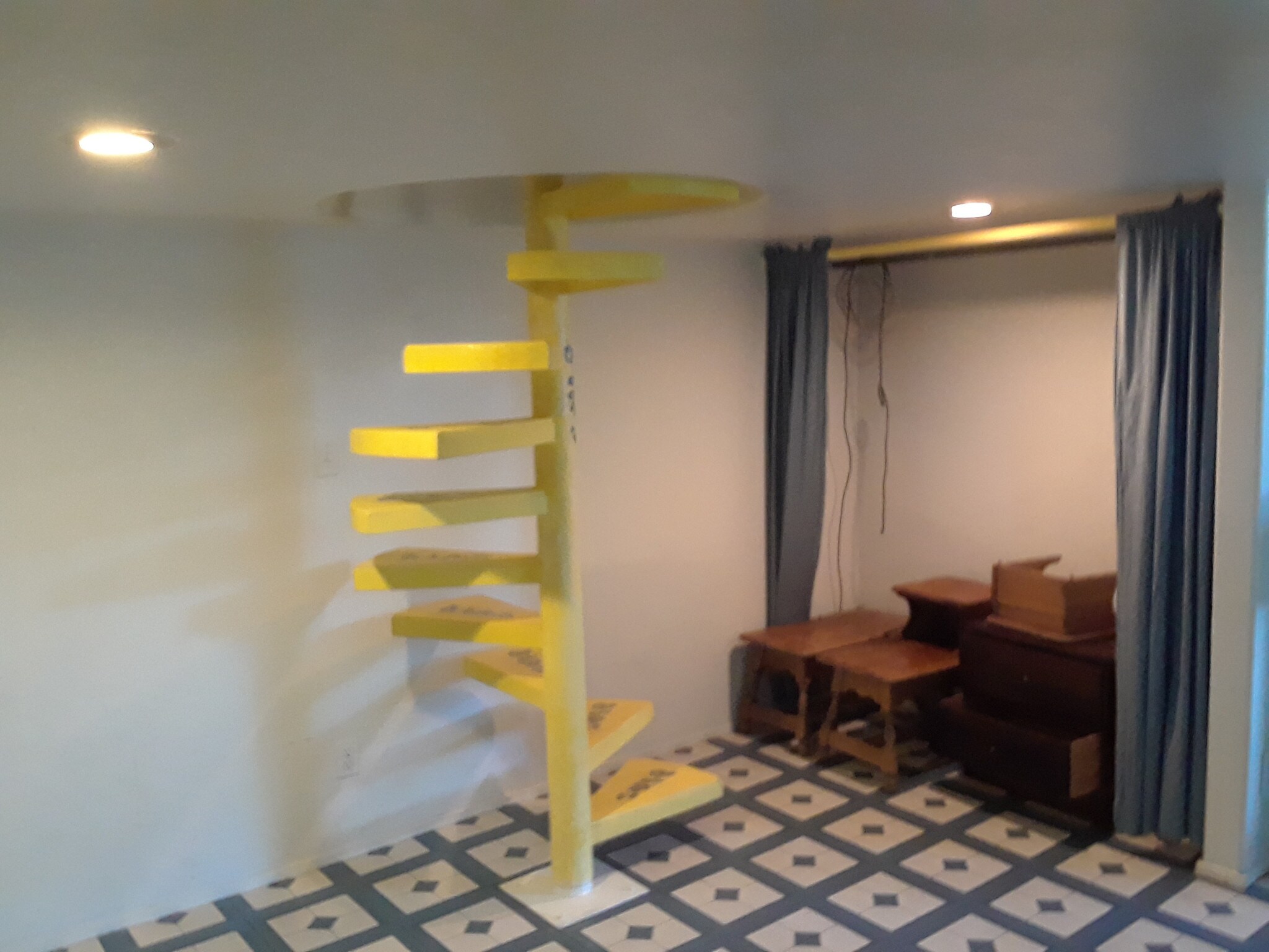 Building Photo - 6129 Andalusia Ave