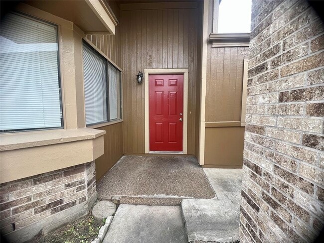 Building Photo - 7831 Redgate Cir