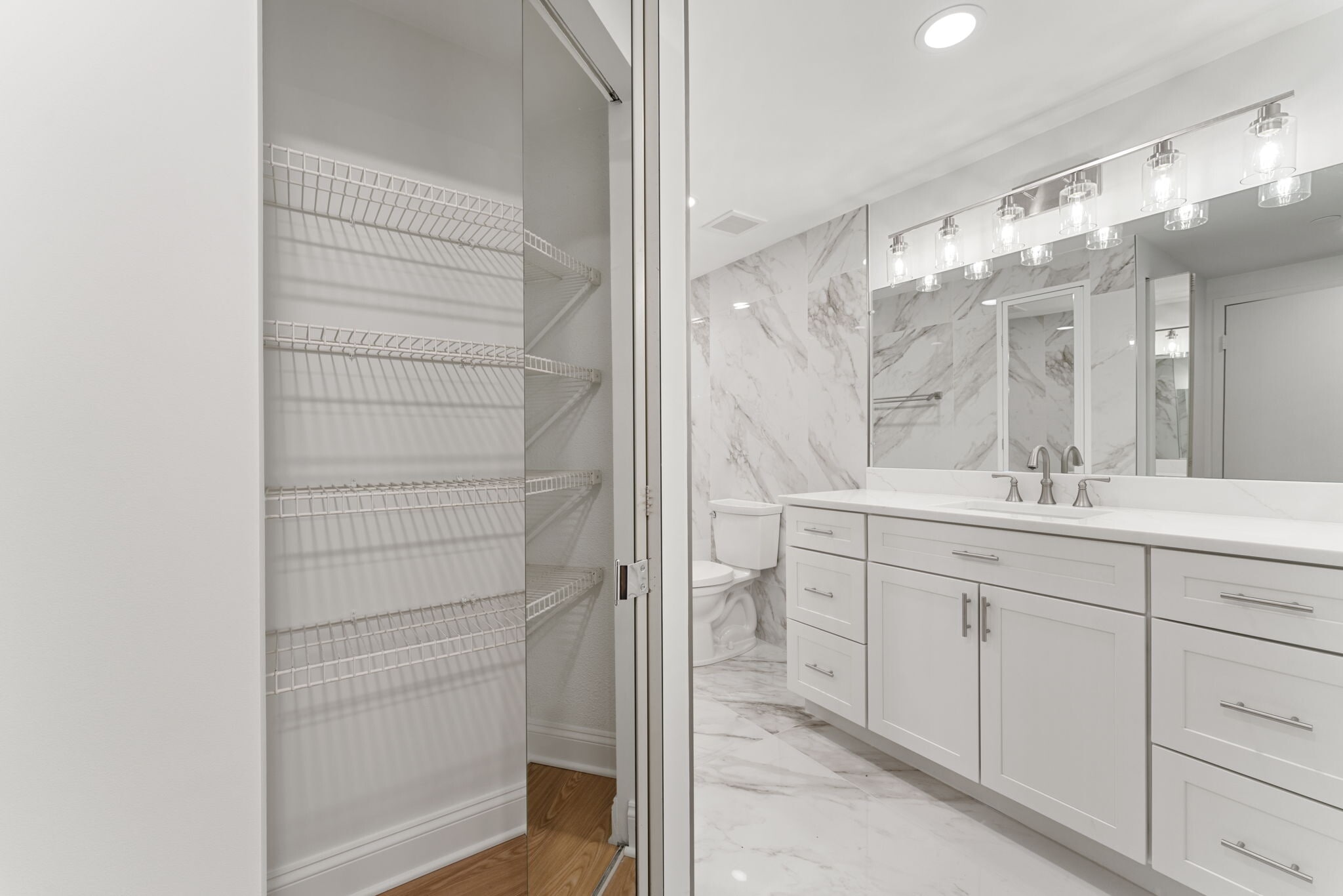 New built-in floor-to-ceiling cabinetry; designer lights & fixtures! - 1530 Key Blvd
