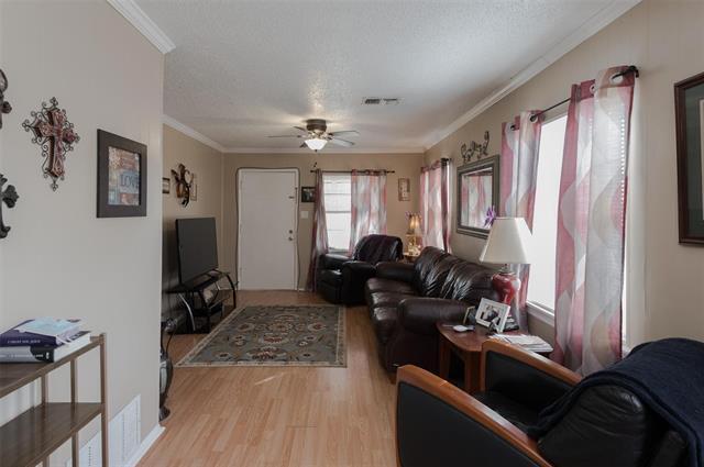 Building Photo - 221 W Burton St