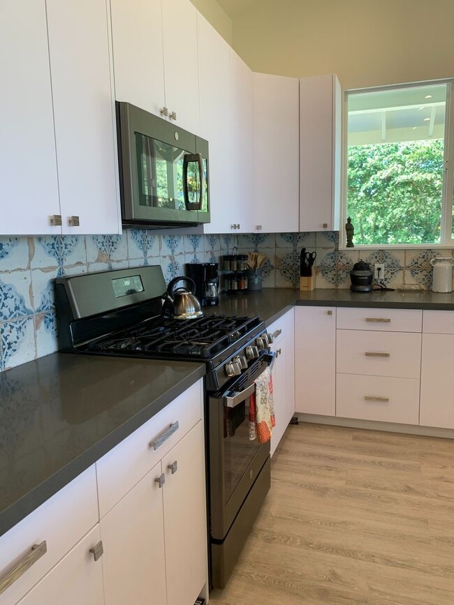 Building Photo - New Construction 3 Bedroom 2.5 Bathroom Ho...