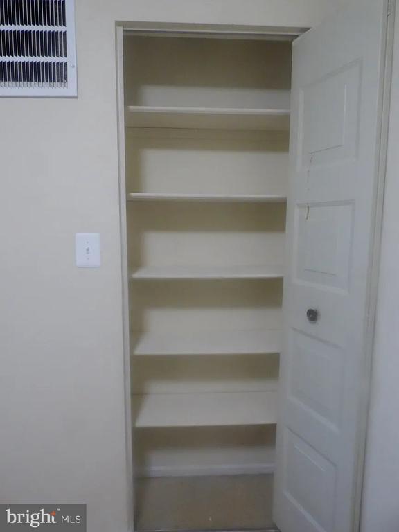Building Photo - 802 Ivy League Ln