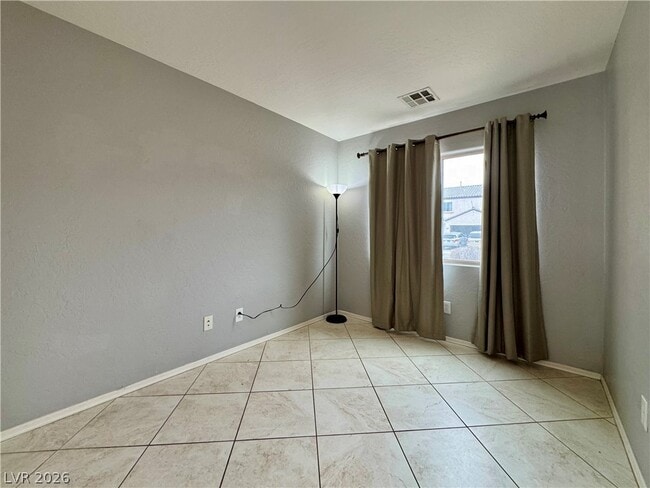 Building Photo - 9116 Westchester Hill Ave