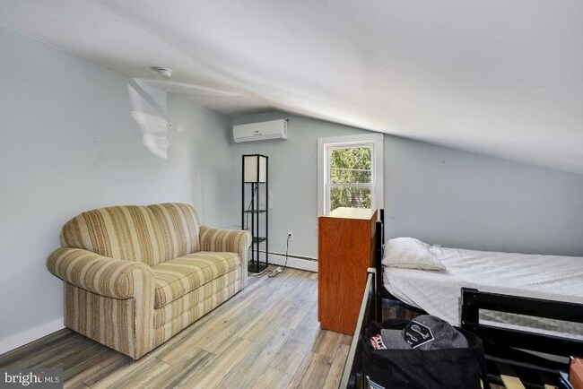 Building Photo - 0 Landing St