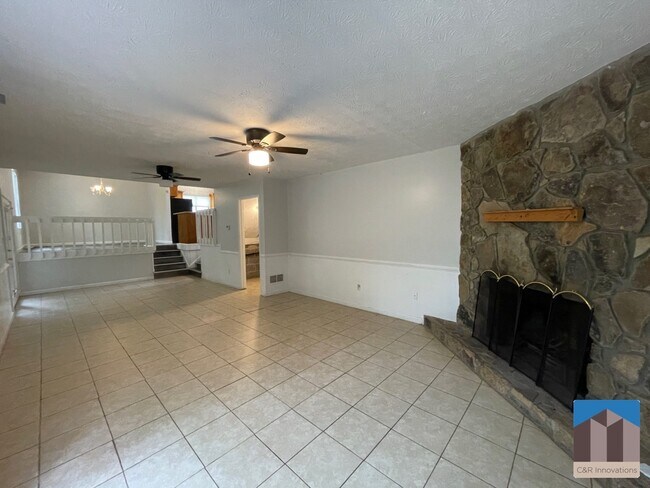 Building Photo - 1086 Riva Ridge Dr