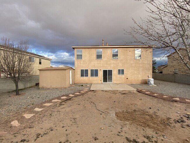 Building Photo - 2 Story - Master on Main Floor - Loft Upst...