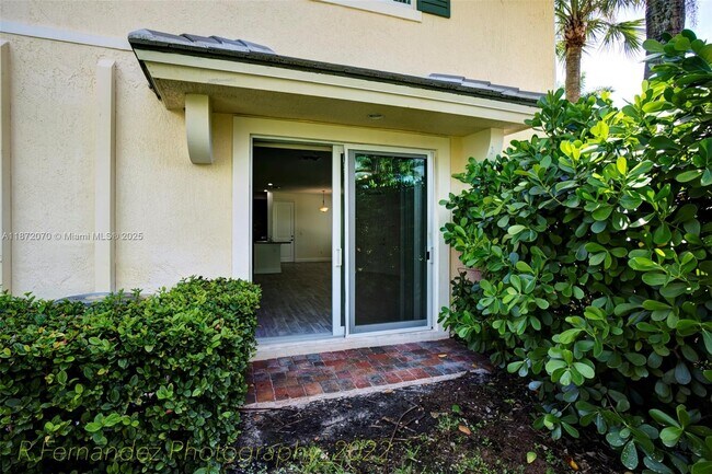 Building Photo - 4665 Windmill Ln