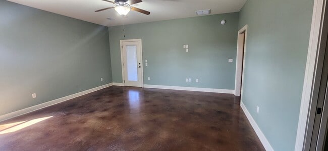 Building Photo - 5025 Sistine Chapel Dr